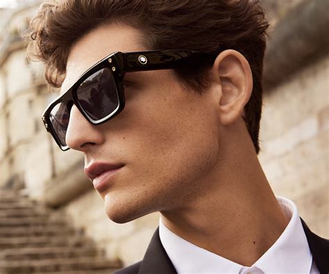 kering eyewear.